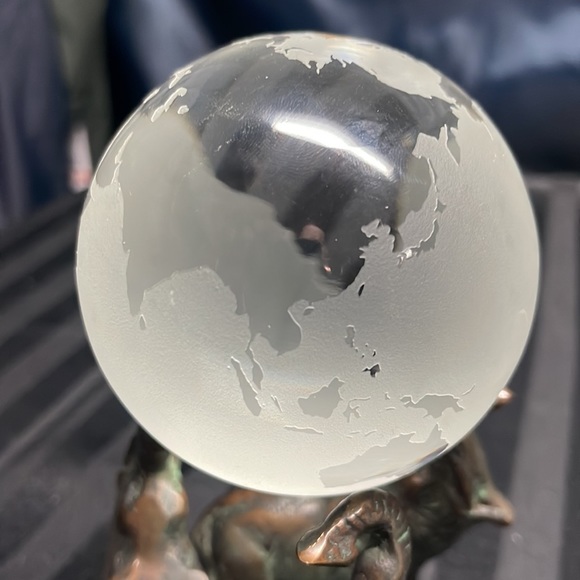 Crystal World Spere abd Brass Elephant Stand - Picture 6 of 14